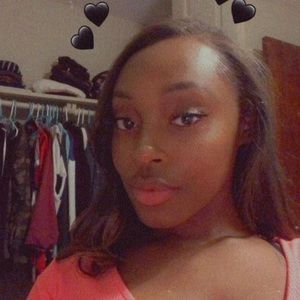 Meet your Posher, Jankeila